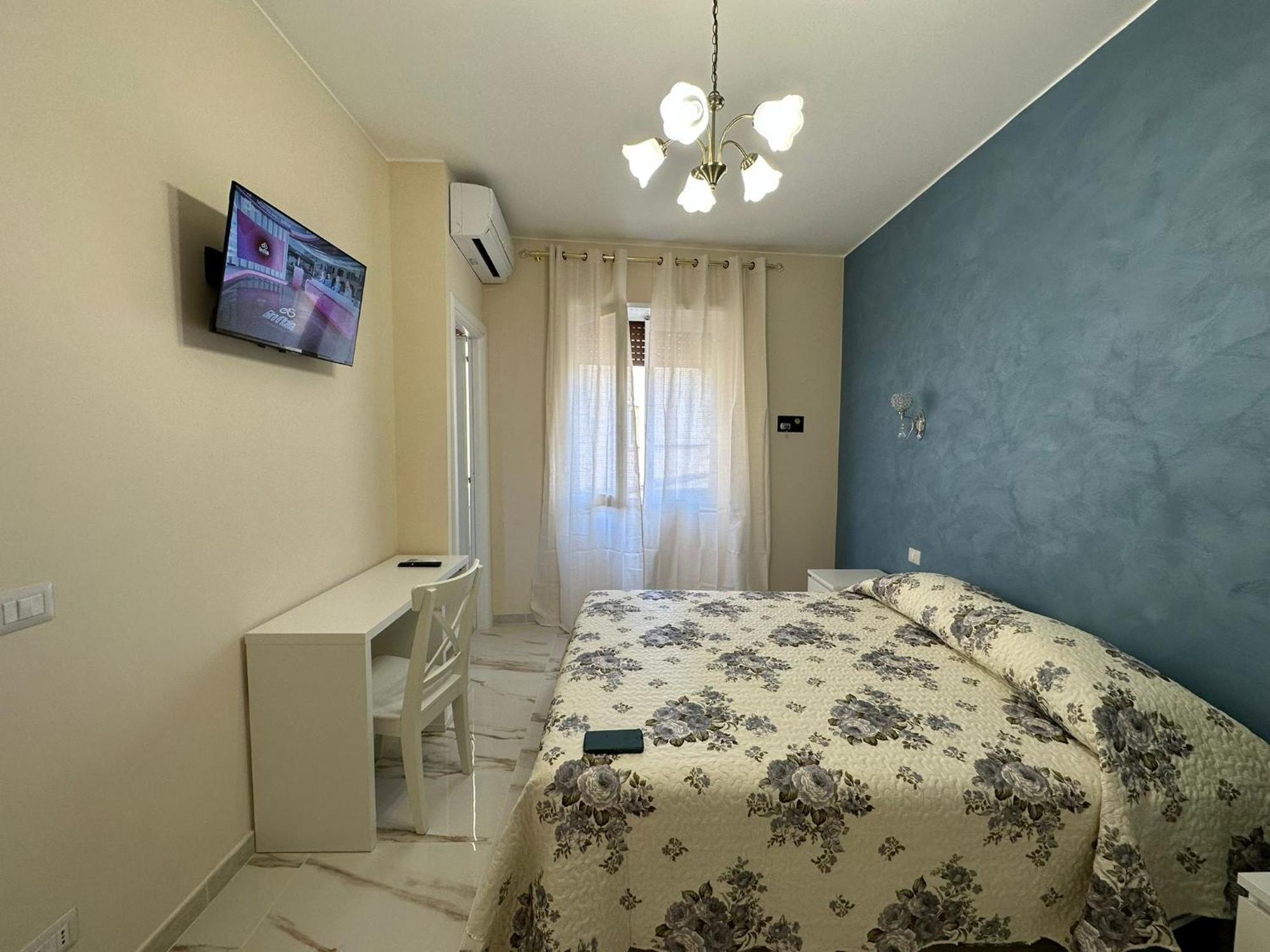 Torino Holidays Home Rome Bagian luar foto