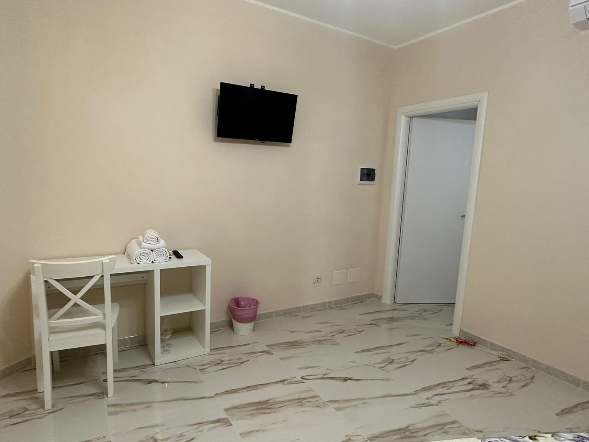 Torino Holidays Home Rome Bagian luar foto